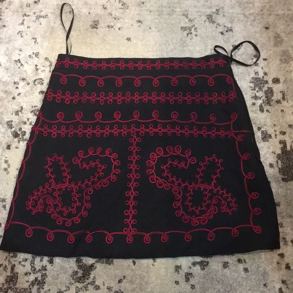 LF Dresses & Skirts - Milau red and black embroidered skirt